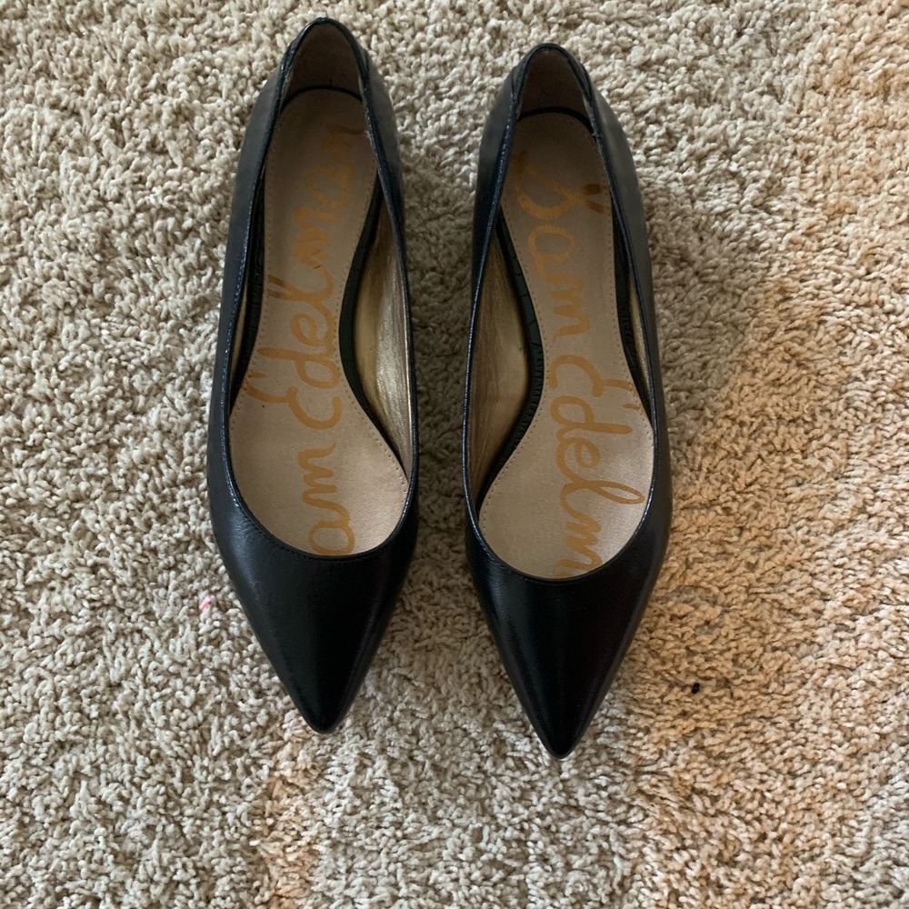 Sam Edelman black pointed toe flats